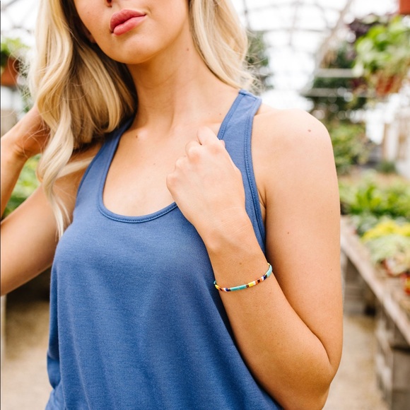 Vibrant Beaded Bracelet - Picture 3 of 8